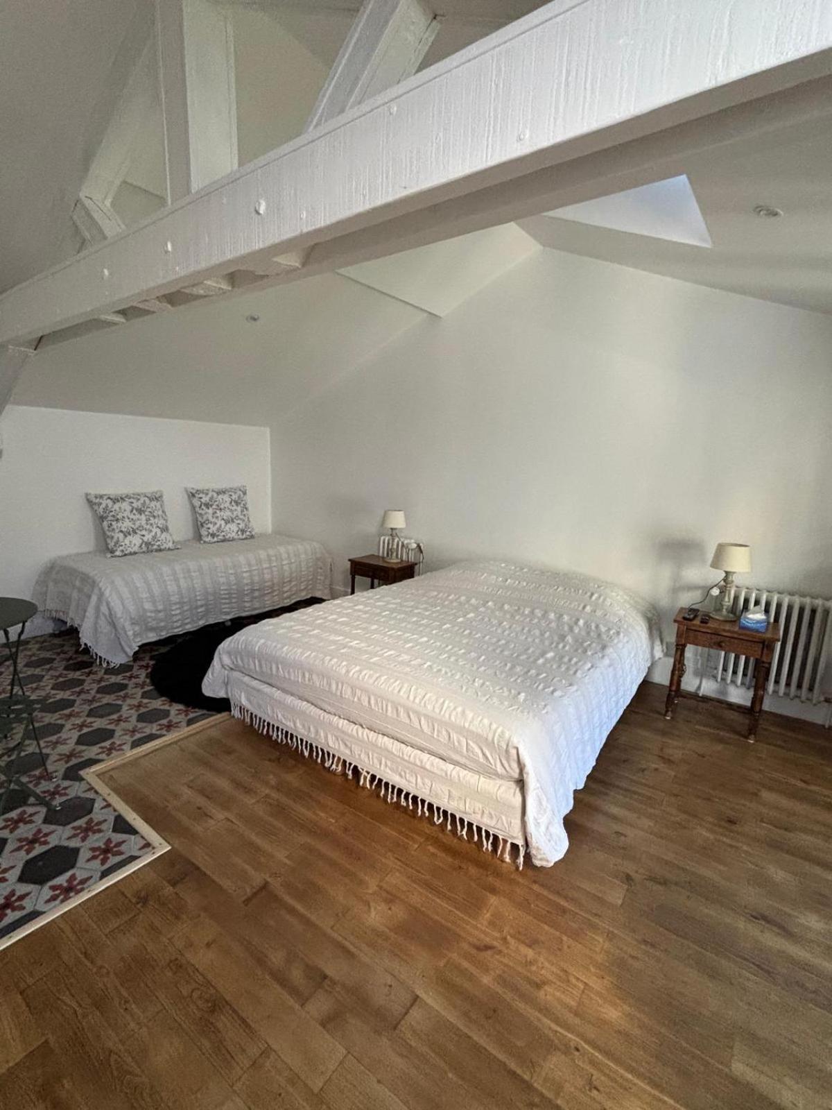 Maison Auctoire Sarras Exteriör bild